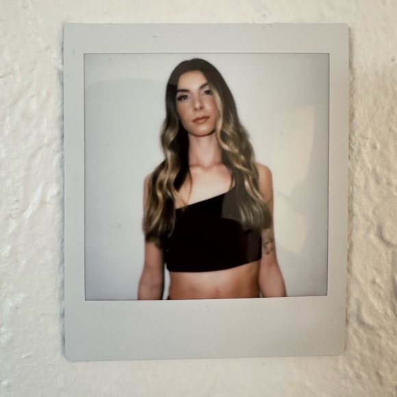 Princess Polly Black One Strap Crop Tank Top - Picture 4 of 6